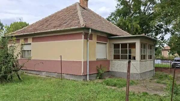 Eladó családi ház, Berettyóújfalu 3 szoba 83 m² 35 M Ft