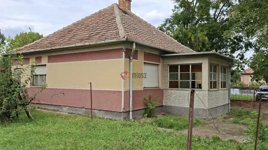 eladó családi ház, Berettyóújfalu